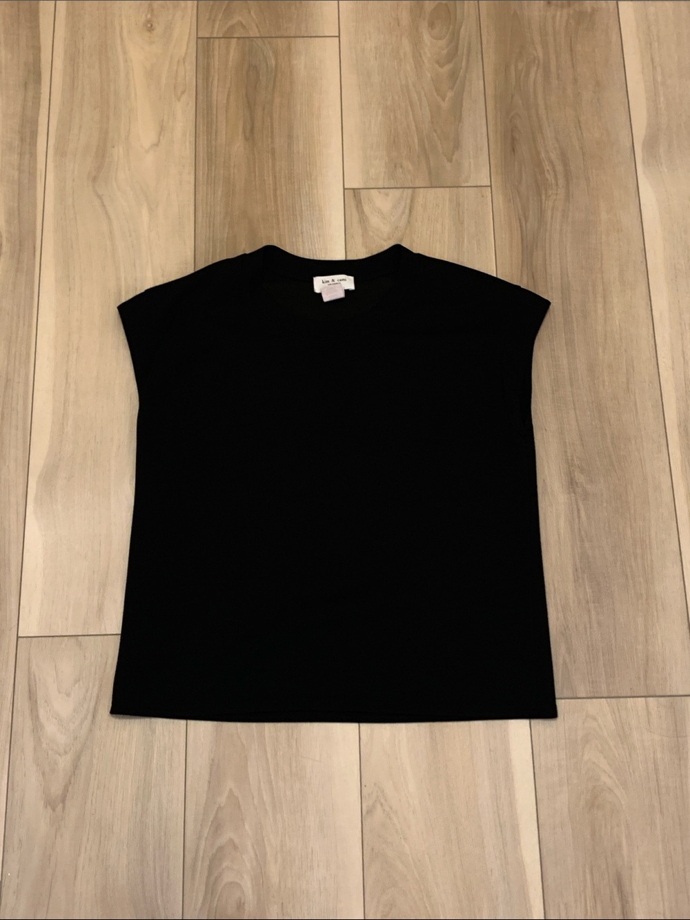 Kim & Cami Black Sleeveless Knit Camisole